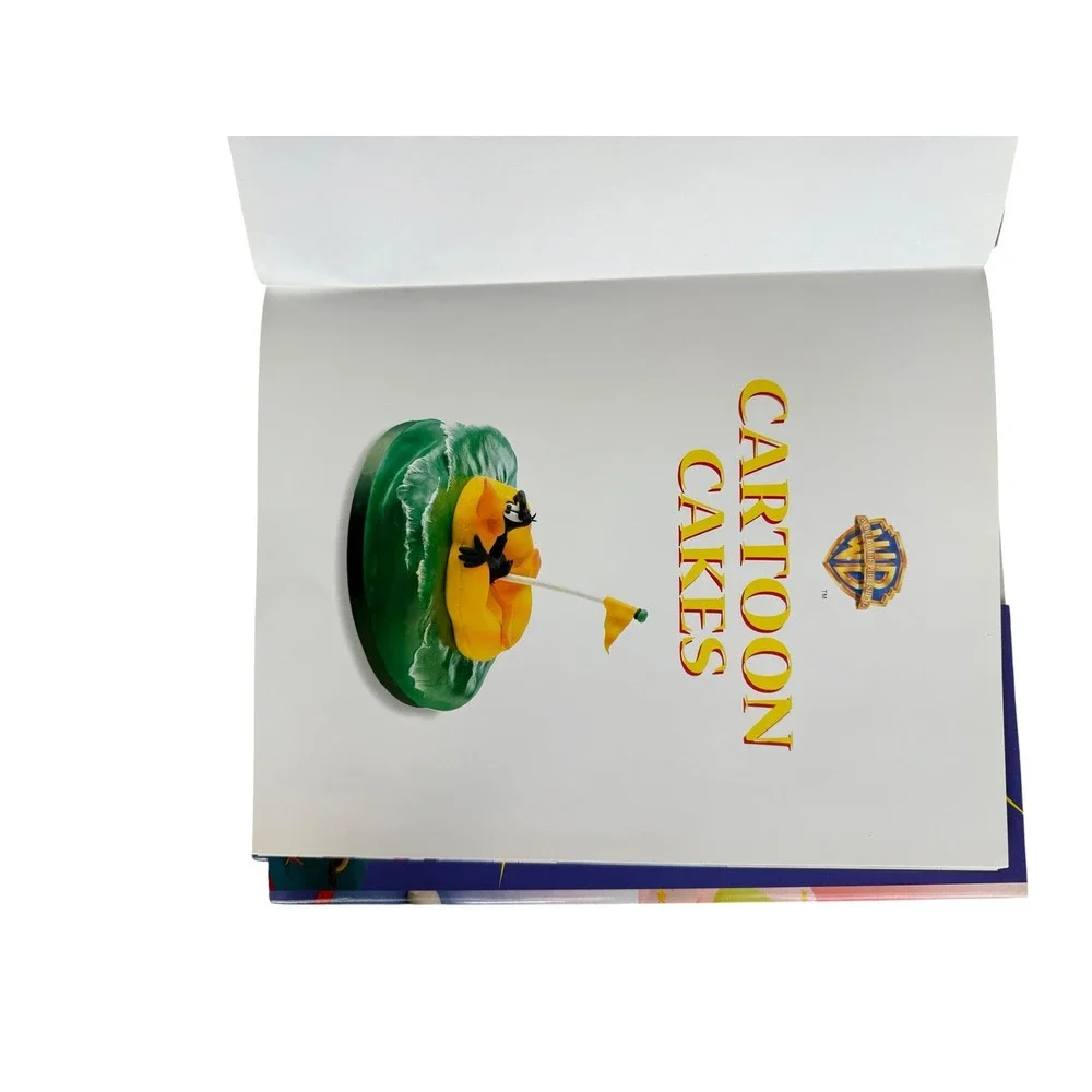 Warner Bros Cartoon Cakes Debbie Brown Baking Book Kids Adults Looney Tunes WB